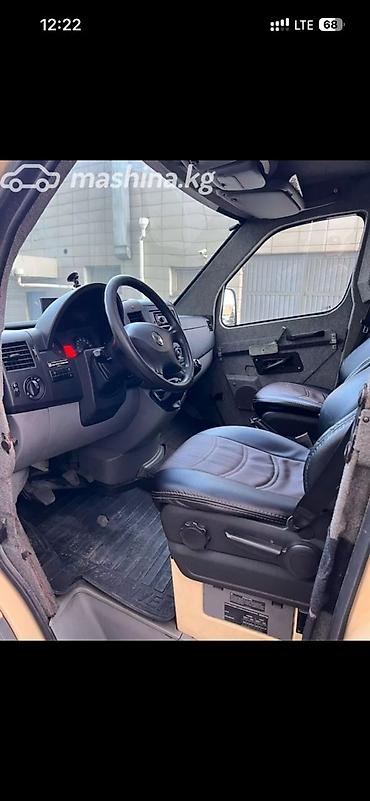 Volkswagen: Volkswagen Crafter: 2013 г., 2 л, Механика, Дизель, Бус — 4