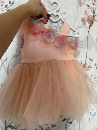 Donlar: 2ci əl usaq paltarı cox az geyinilib 10 azndir her biri — 6