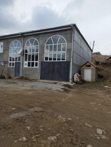 jurnalistlərin binasında ev satılır: 6 otaqlı, 264 kv. m, Kredit yoxdur, Orta təmir