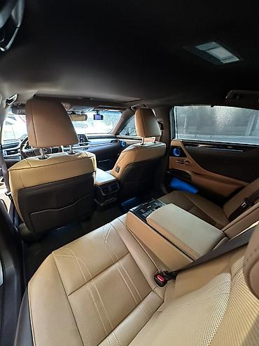 Lexus: Lexus ES: 2019 г., 2.5 л, Вариатор, Гибрид, Седан — 10