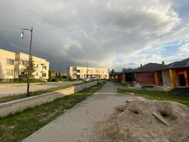 дом аренда долгосрочная: Таунхаус, 180 кв. м, 4 бөлмө, Кыймылсыз мүлк агенттиги, ПСО (өз алдынча бүтүрүү)