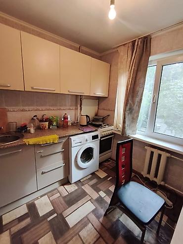 Продажа квартир: 2 комнаты, 43 м², 4 мкр 104 серия, 2 этаж — 2