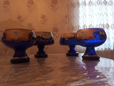 Termoqablar: Kanfet Qabları Və Qablar 4i 25 Manatdır Təp Təzədir Heç Işlənməyib