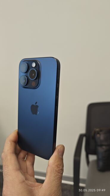 iphone xr в корпусе 15 pro: IPhone 15 Pro, Колдонулган, 256 ГБ, Black Titanium, Коргоочу айнек, Куту, 93 %