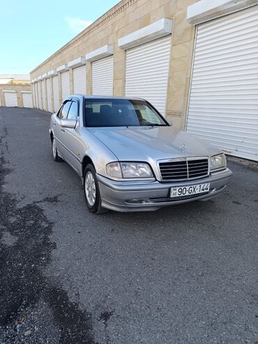 Mercedes-Benz: Mercedes-Benz C-Class: 2 l | 1999 il Sedan — 4