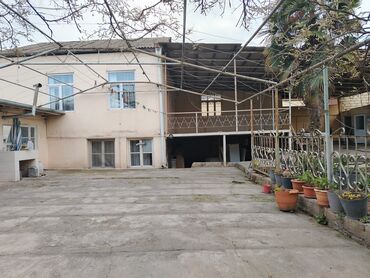 Həyət evləri və villaların satışı: 4 otaqlı, 111 kv. m, Kredit yoxdur, Orta təmir — 5