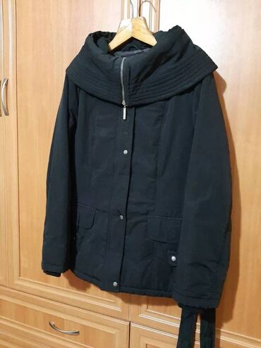 Демисезонные куртки: Продам куртку б/у, демисезонную, женскую, размер 46-48, в хорошем
