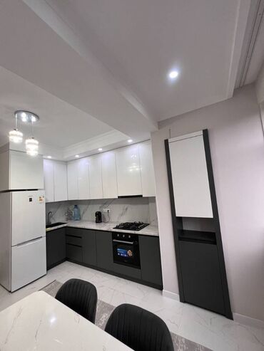 Продажа квартир: 3 комнаты, 98 м², Элитка, 4 этаж, Евроремонт