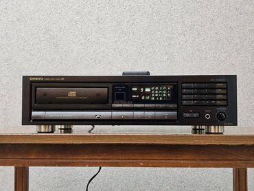 Zvučnici i stereo sistemi: Onkyo DX-6730 CD plejer - Kompakt disk plejer iz serije RI, sa — 1