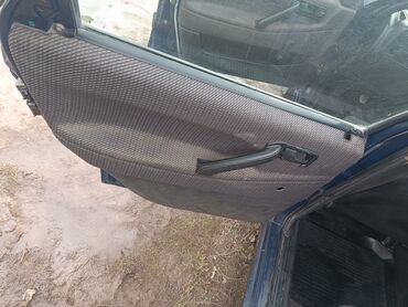 Volkswagen: Volkswagen Passat: 1992 г., 1.8 л, Механика, Бензин, Седан — 8