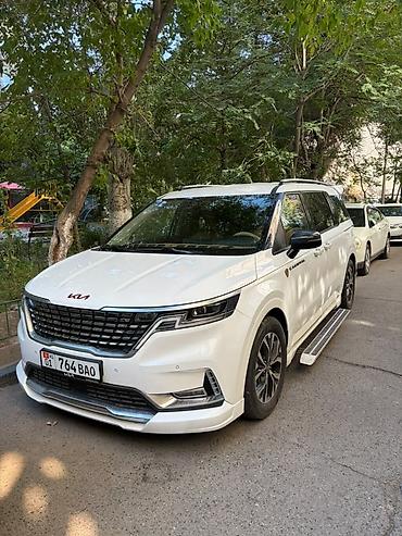 лайнеры: Kia Carnival: 2022 г., Автомат, Дизель, Минивэн — 2