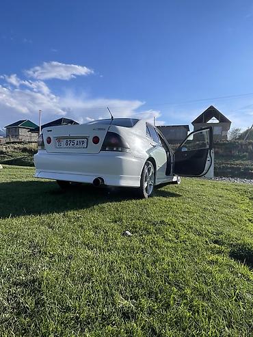jdm: Lexus IS: 1999 г., Седан — 3