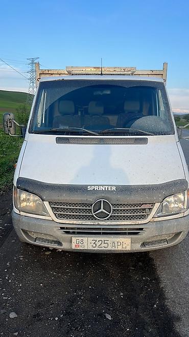эшик б у: Жүк ташуучу унаа, Mercedes-Benz, Стандарт, Колдонулган — 4