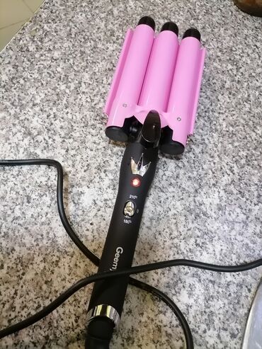 Figaro za kosu: Figaro GEEMY od 180s do 210s ili 90 w za Talase vaše kose. Kao nov — 3