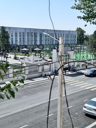 продам дом с участком: Ош шаары 1-этаждан 207м² Помещение сатылат ХБК Манас Элит строй