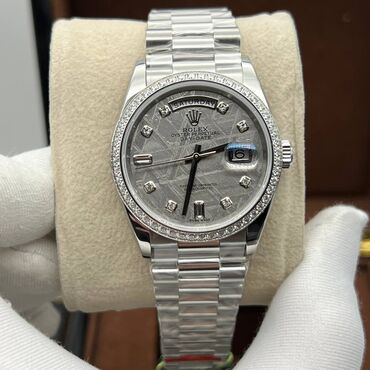 продаю швейцарские часы: Rolex Day-Date ️Премиум качество ️Диаметр 36 мм ️Ювелирная посадка