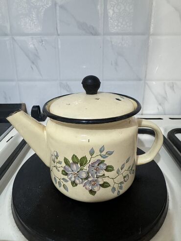 Наборы посуды: Новая посуда, тарелки, сахарница, масленка, чайный сервис, чайник — 22