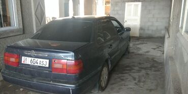 бишкек шины: Volkswagen Passat: 1994 г., 1.8 л, Механика, Бензин, Седан