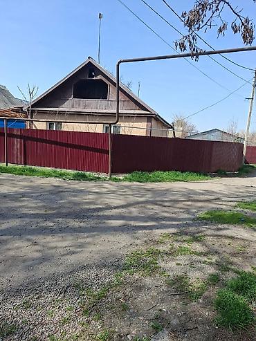 Продажа коттеджей и домов: Продается!!! Дом в г. Бишкек( бывшее с. Маевка), из жженного — 2