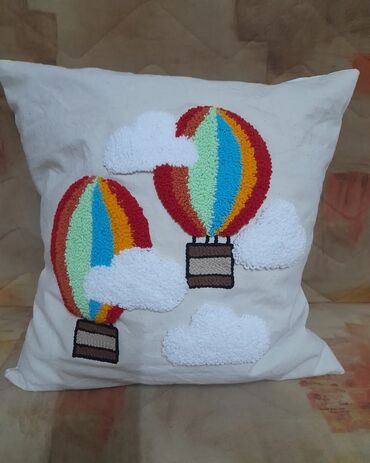 silikonske četke za wc: Throw pillow, color - Multicolored