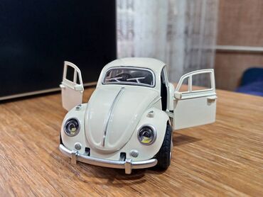 Figurice i makete: Nov metalni model automobila VW Buba. Mogu da mu se otvaraju vrata i — 9