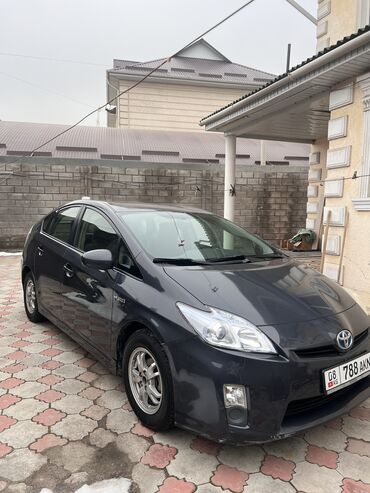 Toyota: Toyota Prius: 2011 г., 1.8 л, Автомат, Гибрид, Хэтчбэк