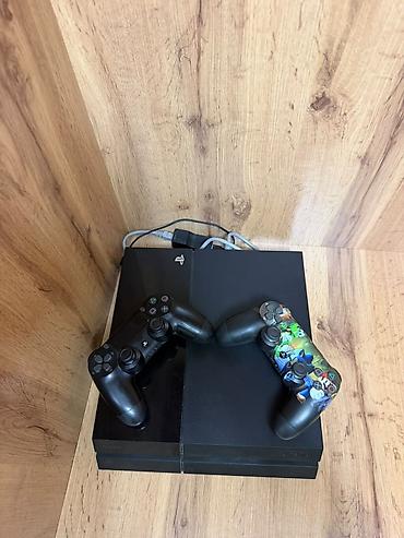 PlayStation4 500 гбвнутри есть 24 игры 2 беспроводных джойстика,есть at lalafo.kg PlayStation4 500 гбвнутри есть 24 игры 2 беспроводных джойстика,есть