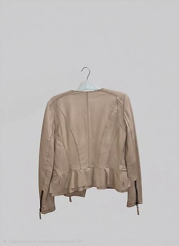 usta geyimi: Zara Basic qadın gödəkçəsi - Model: qolsuz yaxalı, asimmetrik ön — 2