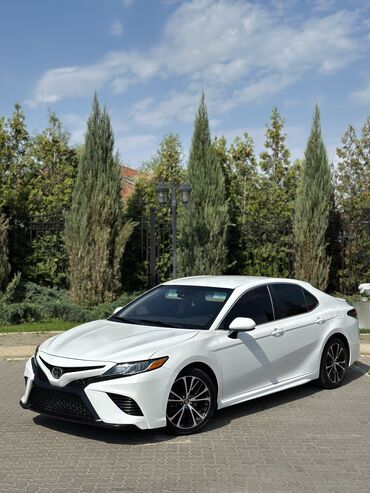 масло мол: Toyota Camry: 2018 г., 2.5 л, Автоматические, Бензин, Седан