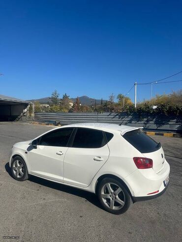 Seat: Seat Ibiza: 1.2 l. | 2011 έ. 148500 km. Χάτσμπακ