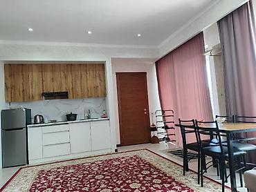 Продажа квартир: 4 комнаты, 70 м², 1 этаж — 11