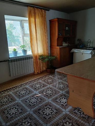 дом кара балта: В городе Каракол сдается 2х комнатная времянка/дом. Вода — 2