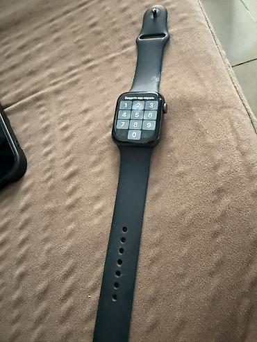 kreditgo space: Apple Watch Series 6 – 44 mm, GPS - Korpus: Alüminium, Ion‑X Glass ön — 2