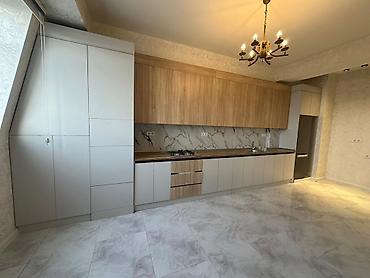 Duş kabinaları, arakəsmələr: Üstü qapalı kabina, Düzbucaqlı — 15