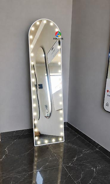 Güzgü Döşəmə üstü, Makiyaj üçün, Arxa işıqlı