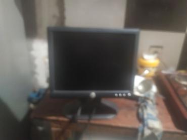 manitor dell: Dell LCD monitor + Toshiba sərt disk Məhsulun tərkibi: - Dell LCD — 1