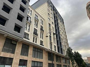 corat ev: 3 otaqlı, Yeni tikili, m. Gənclik, 96 kv. m — 2