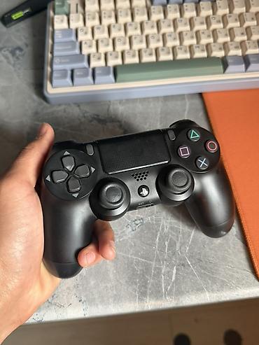 dualshock 4 original: Геймпад Sony DualShock 4 (CUH-ZCT2) - Беспроводной контроллер для — 1