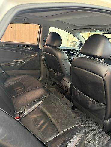купить сонату: Hyundai Sonata: 2009 г., 2 л, Автомат, Бензин, Седан — 9