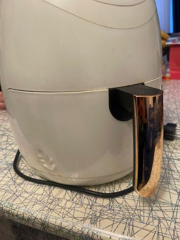 soyuducu 2 el: Unvan razin hec bir problemi yoxdu