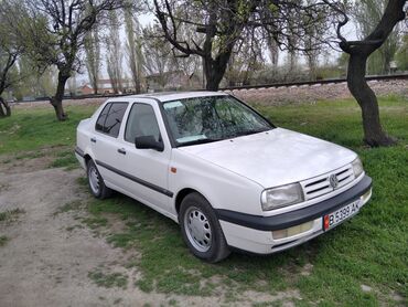 каробка аккорд: Volkswagen Vento: 1994 г., 1.8 л, Автомат, Бензин, Седан
