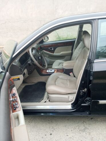 Hyundai: Hyundai XG (Grandeur) sedan - Kuzov: qara rəng, xrom detallar, 16" — 2