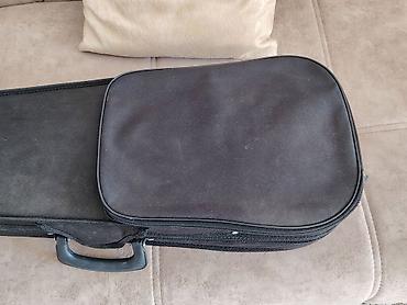 Skripkalar: Skripka dəsti Tərkib: - Tam ölçülü klassik skripka (4/4) - Yay - — 14