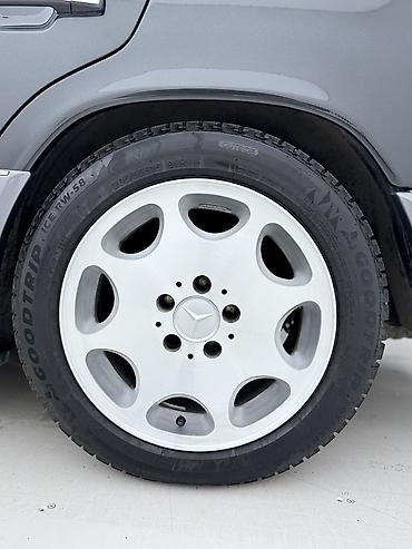 bud e9: Mercedes-Benz W124: 1993 г., 3.2 л, Автомат, Бензин, Седан — 7