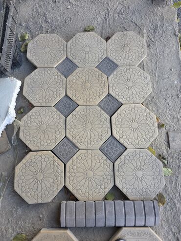 Брусчатка ромашка: Брусчатка ромашка, цвет - Серый, Литая, Новый — 4