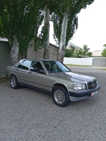 Mercedes-Benz: Mercedes-Benz 190: 1987 г., 2 л, Механика, Бензин, Седан