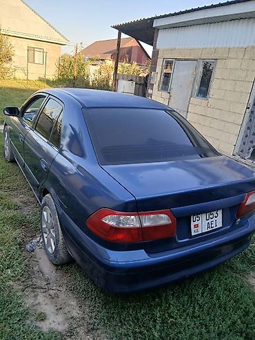 sprinter rex: Mazda 626: 2000 г., Механика, Седан — 4