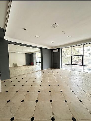 Сдаю Офис целиком: 52 м², В жилом комплексе, С ремонтом