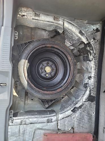 demio: Mazda Demio: 2003 г., 1.5 л, Автомат, Бензин, Хэтчбэк — 8