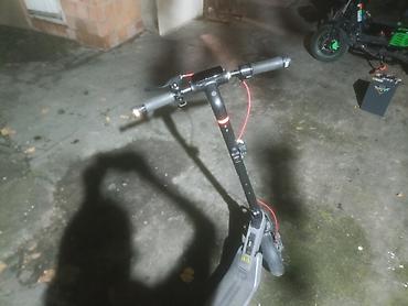 mono rol: Elektrik skuter – şəhər içi səyahət üçün praktik və yığcam nəqliyyat — 3
